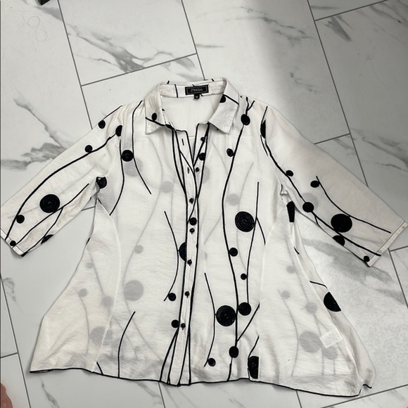 Minkas Shirt Black & White Pattern 3/4 Sleeve Classic Collar Button Down Front - Picture 12 of 14